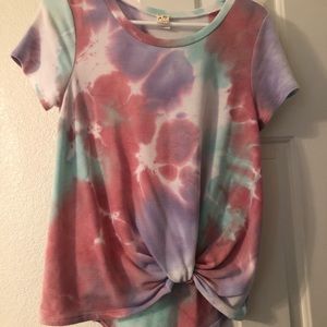 Boutique shirt small